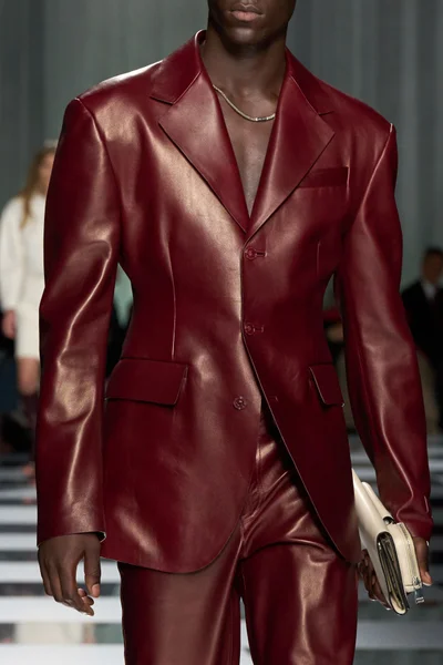 Look 34